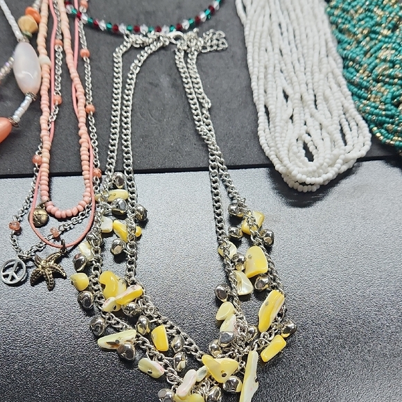 10 Contemporary costume jewelry Lot - Picture 2 of 5